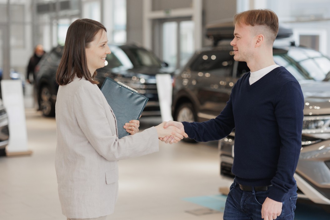 The Dangers of Bad Credit and Car Shopping How Personal Tradelines Can Help